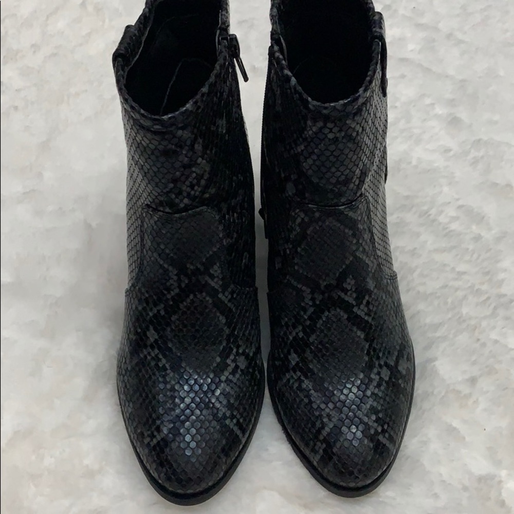 Carlos By Carlos Santana Bootie Size-8 - image 3